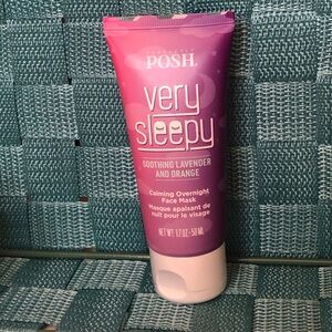 Perfectly POSH Very Sleepy Facemask